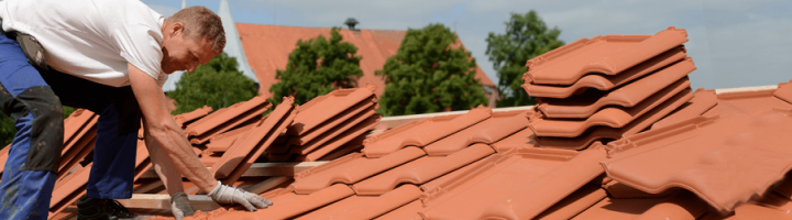 worker-making-new-roof.png