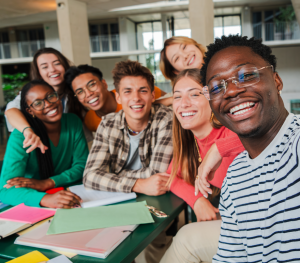 Étudiants dans la classe