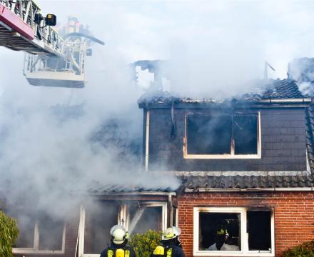 Les pompiers interviennent pour un incendie de toiture